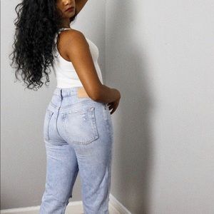 Distressed Boyfriend Jeans